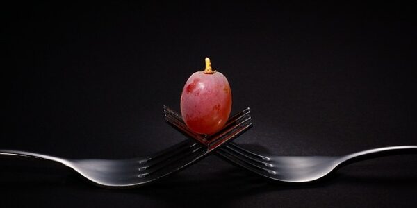 Why eat black grapes?